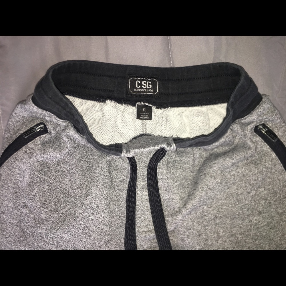 Men’s shorts - Picture 3 of 5